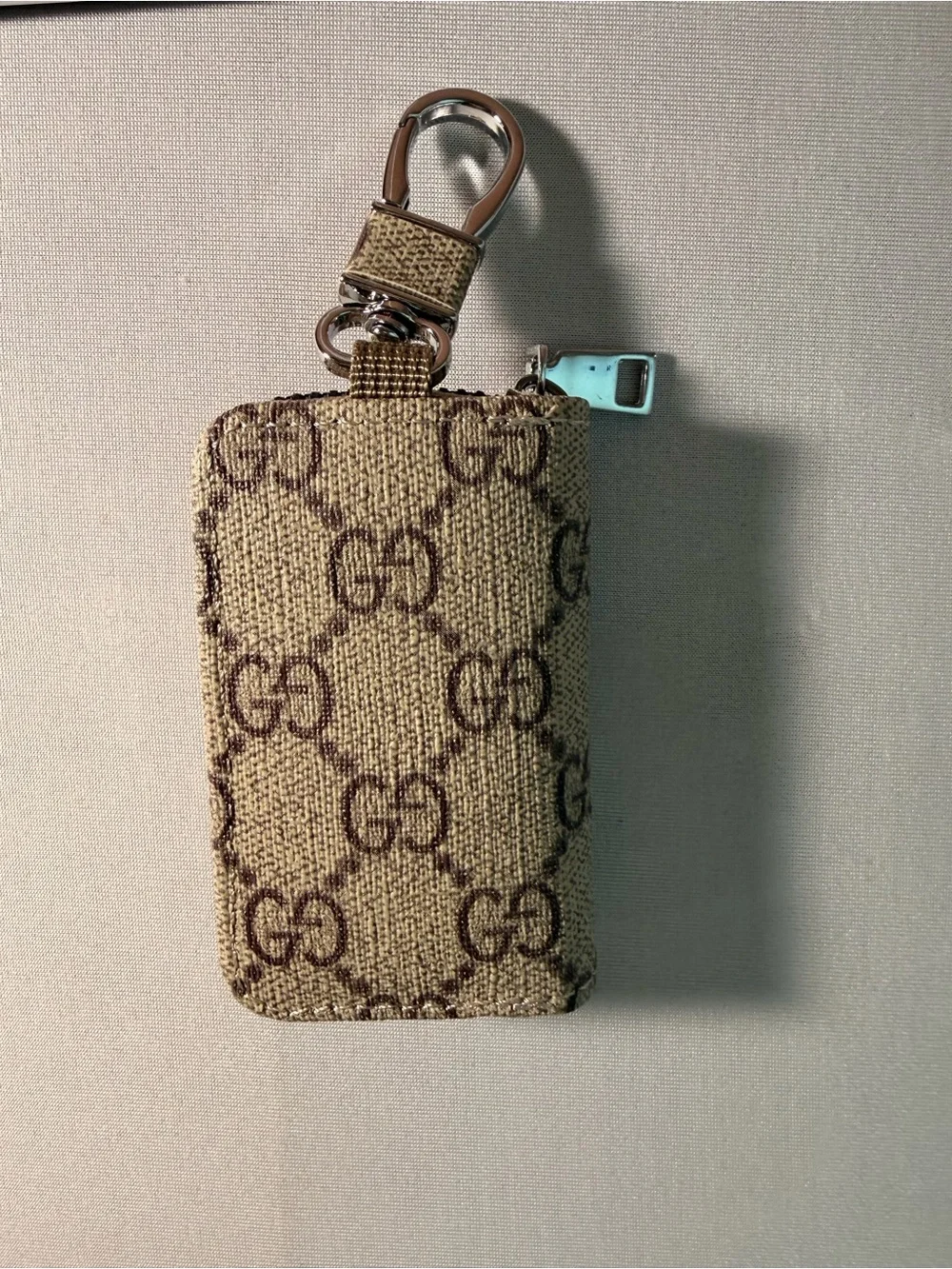 N/A compact monogram